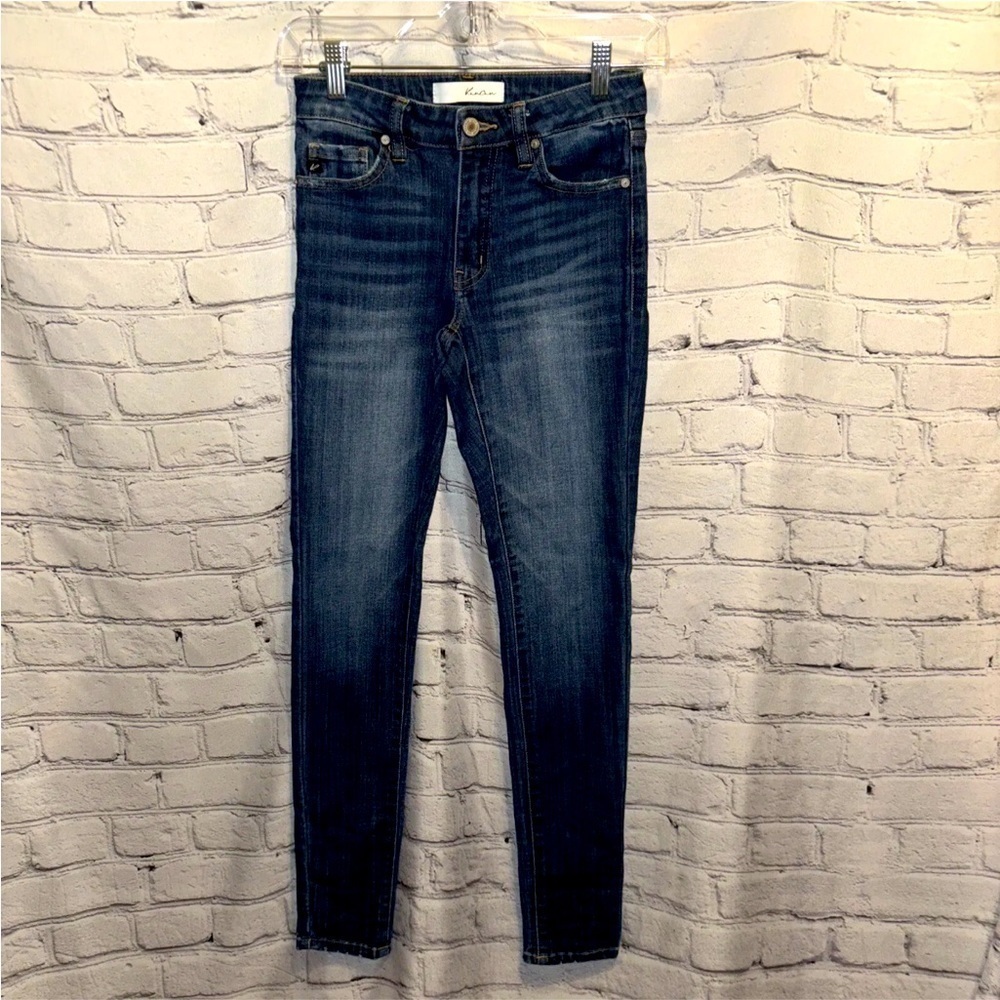 KanCan Skinny Medium Wash Denim Jeans Women’s Sz 3/25 Blue Casual Minimalist